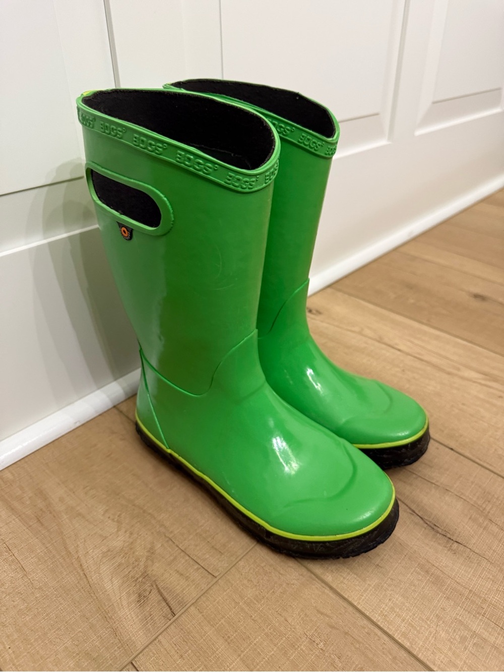 BOGS Green Waterproof Rain Boots Youth Size 4
